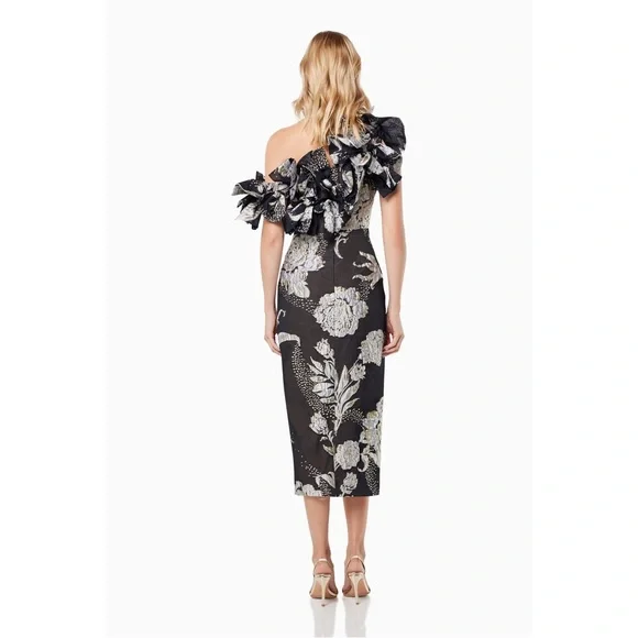 Elliatt Black and Cream Floral Midi Dress - Picture 7 of 10